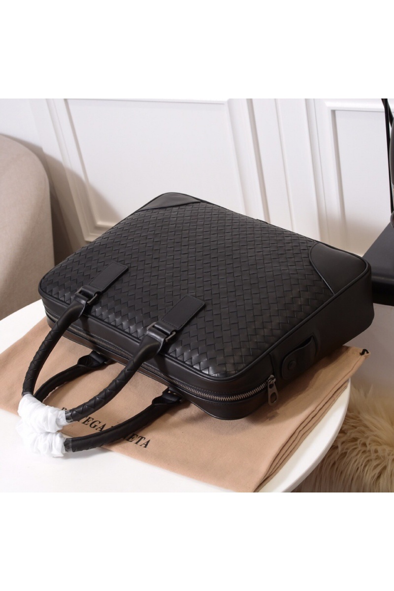 Bottega Veneta Кожаный портфель Premium 41x30x9 см