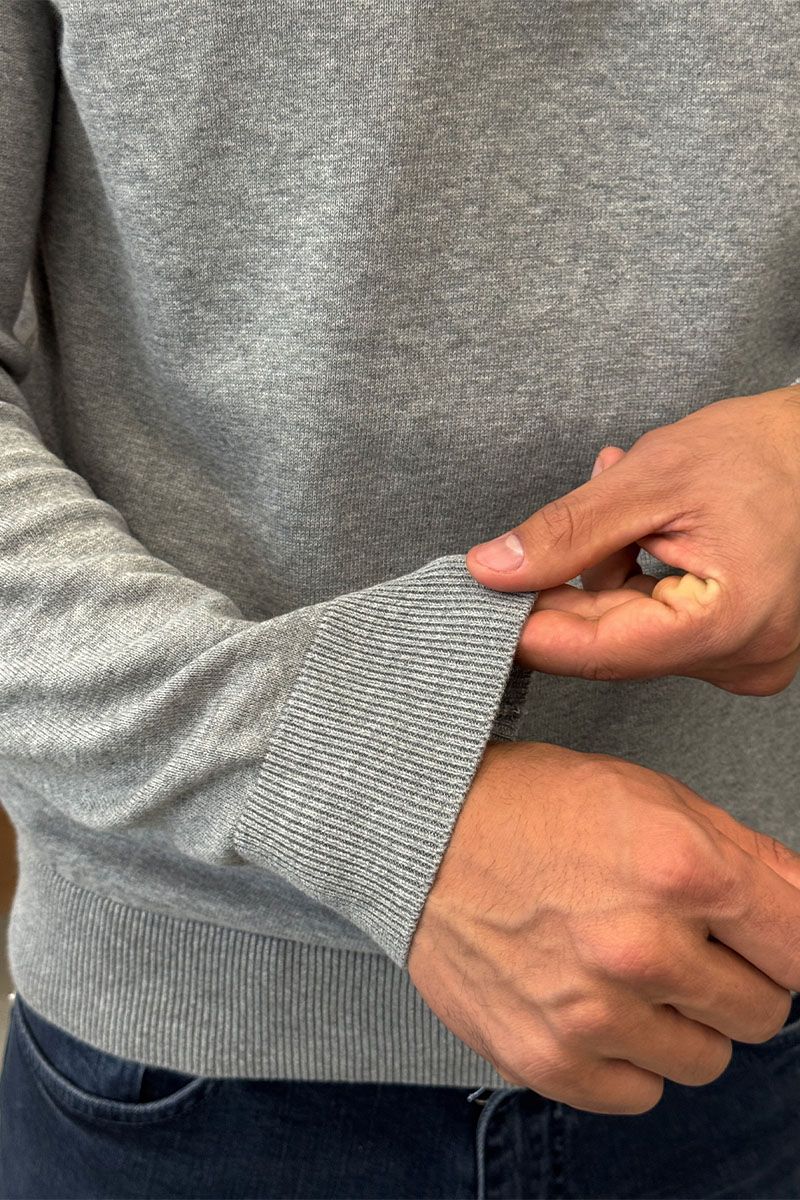 Hugо Воss Мужской джемпер серого цвета