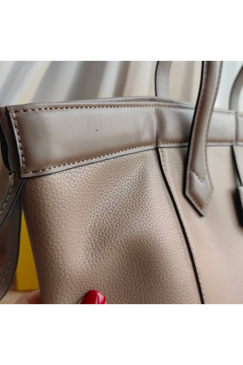 Fendi Кожаная сумка Origami Large 40x27 см