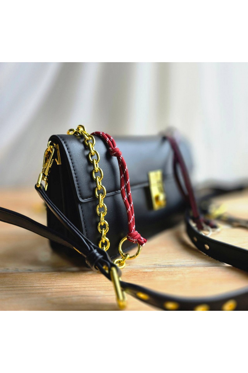 Prada Кожаная сумка Small Soft Sound 23x14 см