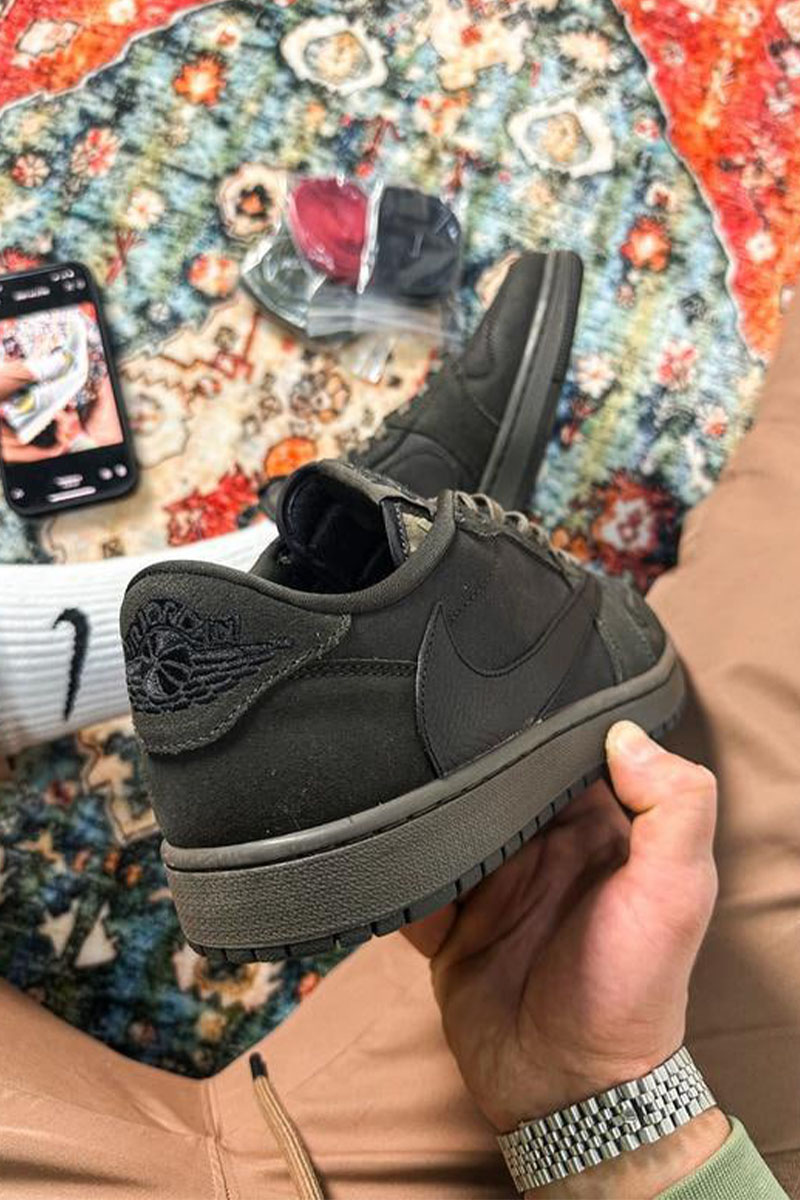 Nike Кроссовки Travis Scott x AJ1 Low "Velvet Brown" Premium