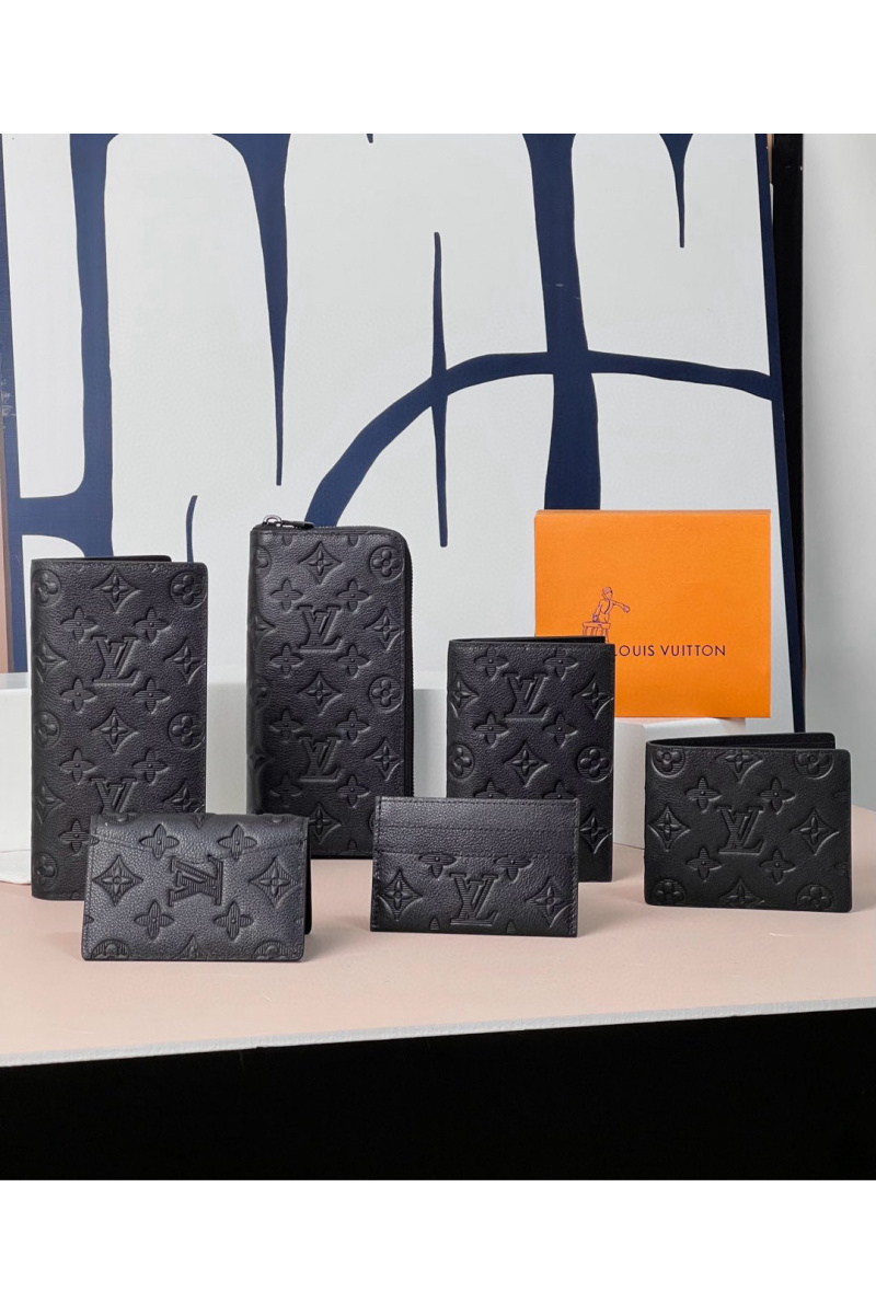 Lоuis Vuittоn Кожаный кардхолдер Premium 11x7x0.5 см