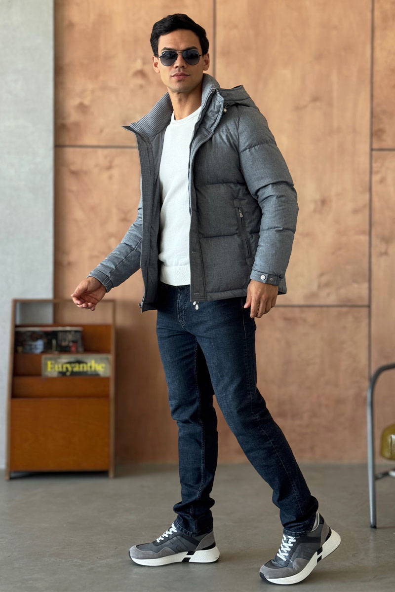 Designer Мужской пуховик серого цвета 