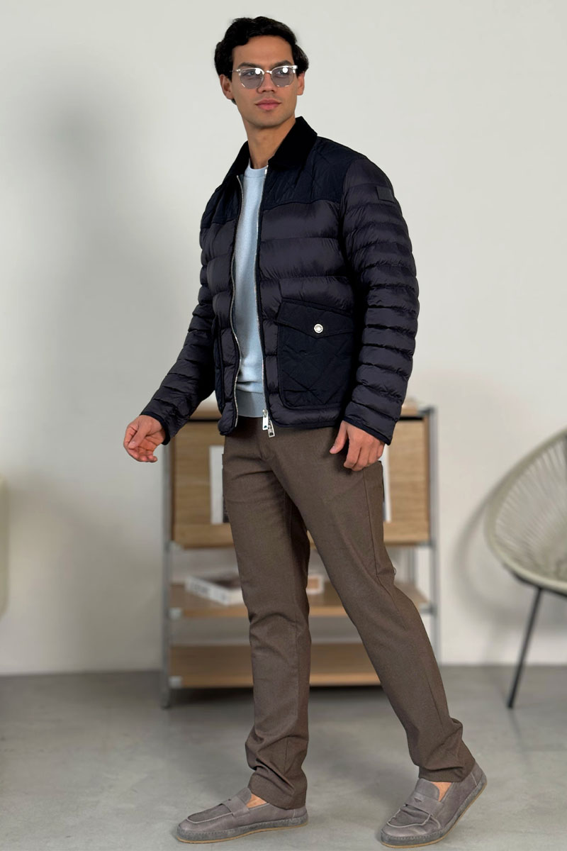 Burberry Тёмно-синяя пуховая куртка London England logo-patch