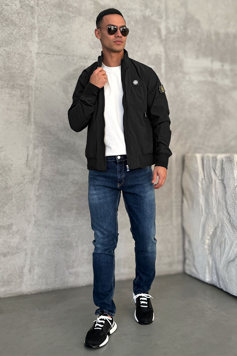 Stone Island Мужская чёрная куртка с патчем на плече