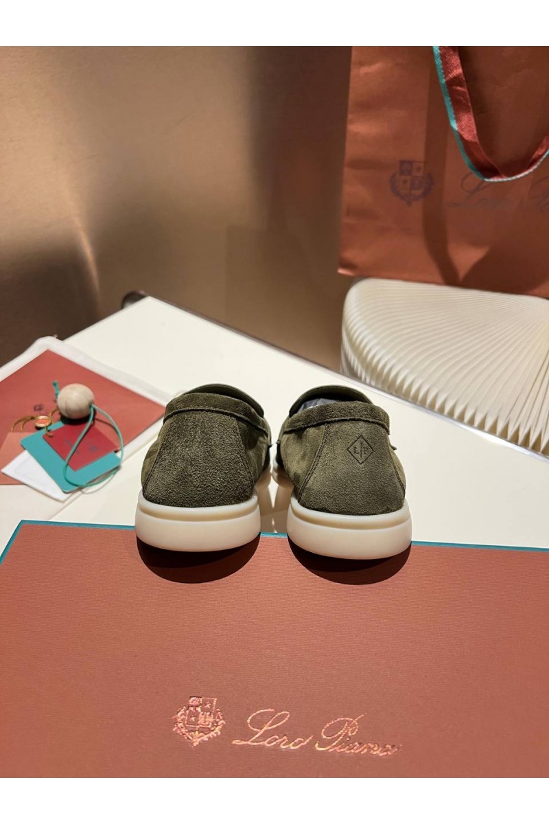 Loro Piana Женские замшевые лоферы Summer Charms Walk premium