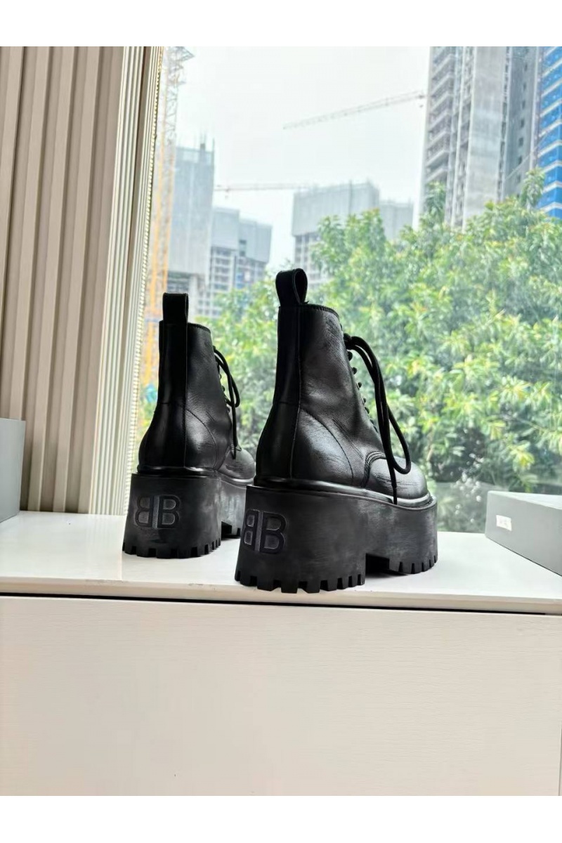 Balenciaga Женские кожаные ботинки Strike Platform premium