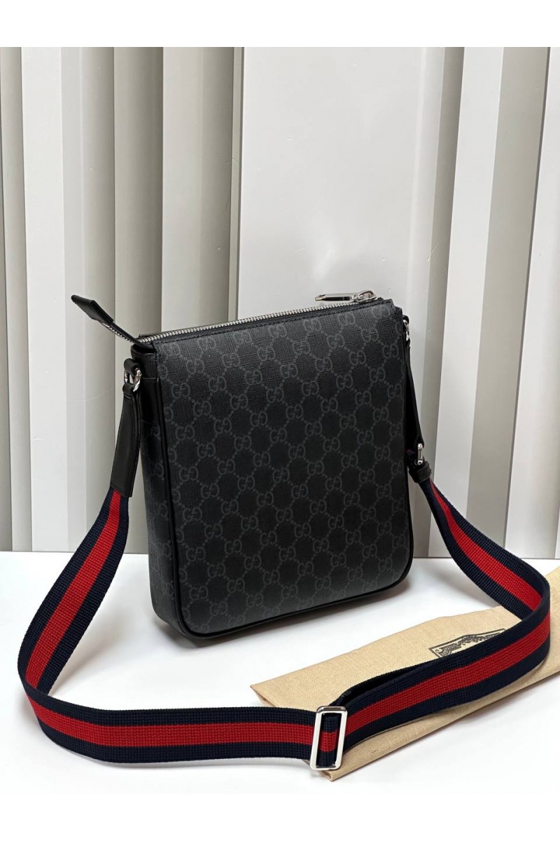 Gucci Кожаная сумка GG Premium 23.5x21x4.5 см