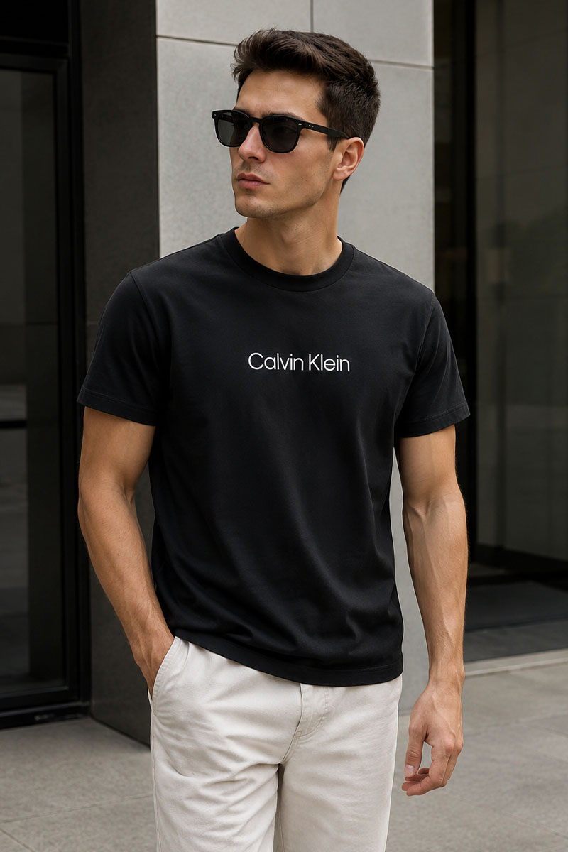 Calvin Klein Мужская чёрная футболка logo-print 