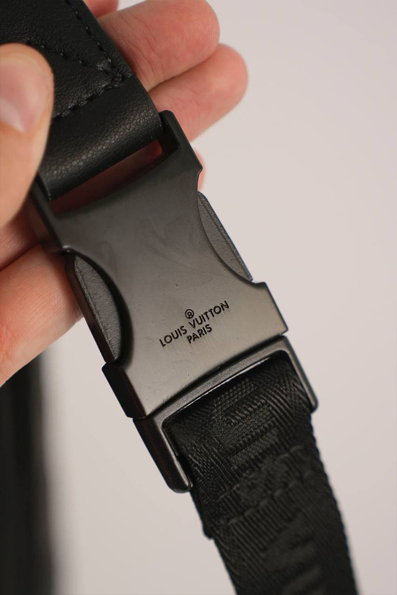 Lоuis Vuittоn Поясная сумка Discovery PM Premium 47x20x9 см