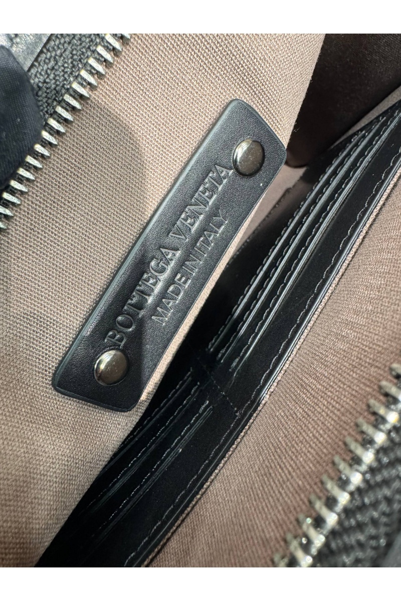 Bottega Veneta Кожаный клатч Intreccio premium 26x20x6.5 см