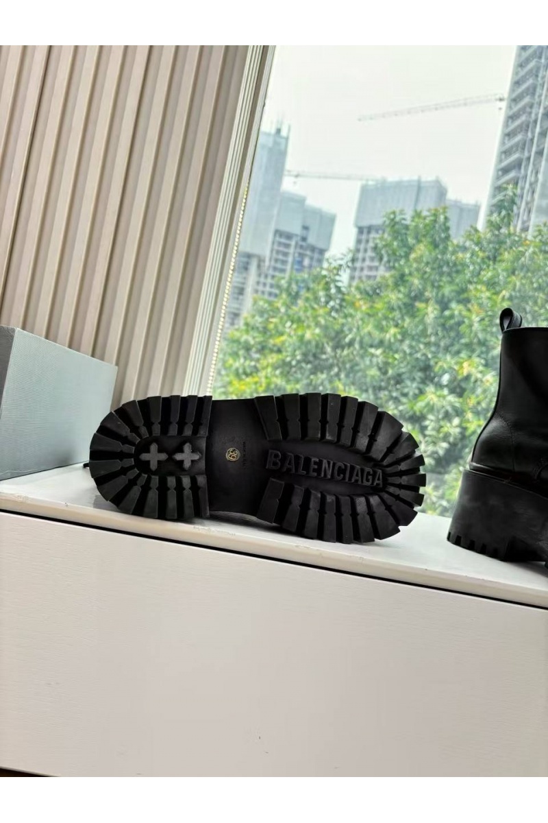 Balenciaga Женские кожаные ботинки Strike Platform premium