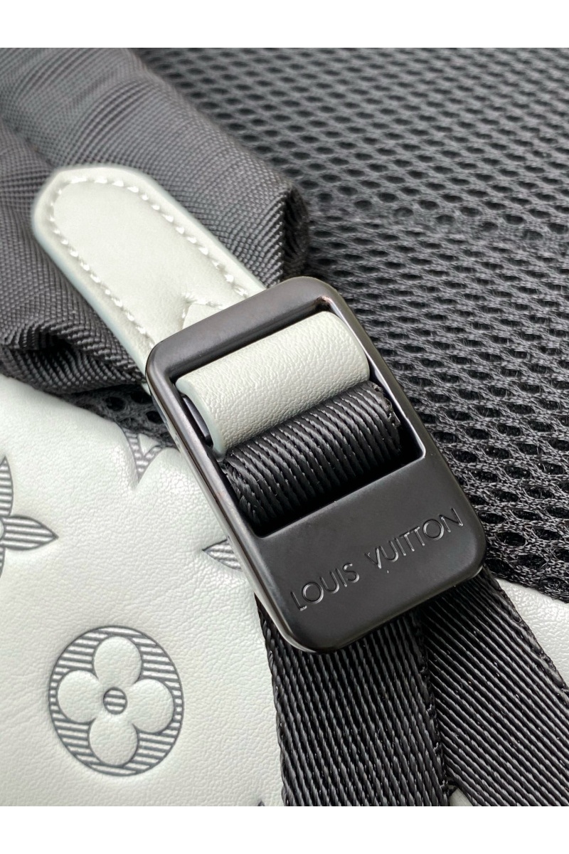 Lоuis Vuittоn Кожаный рюкзак Racer Shadow Premium 33x41x18 см