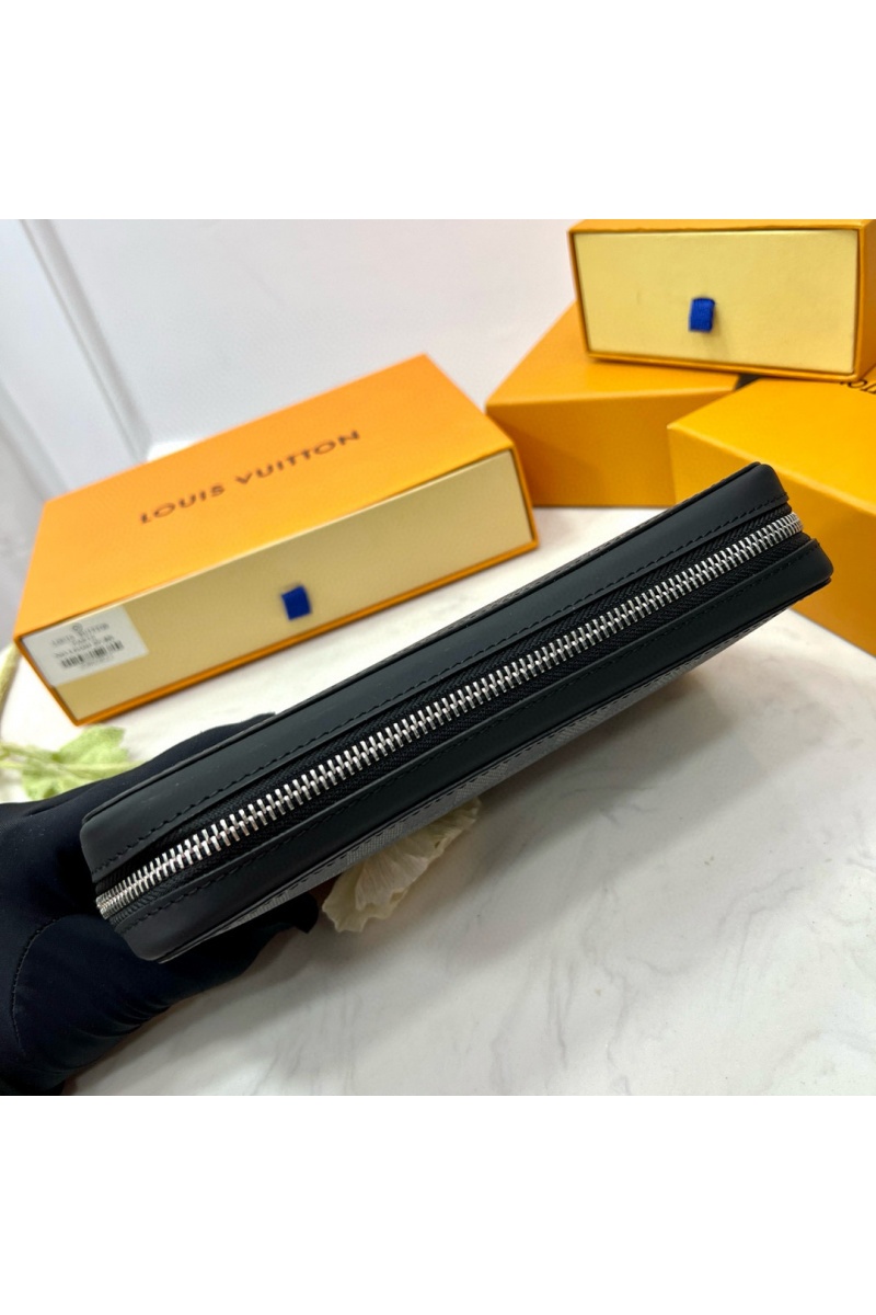 Lоuis Vuittоn Кожаное портмоне Zippy XL Premium 22x12x5 см