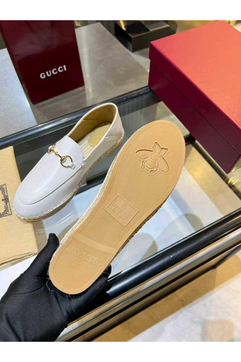 Gucci Женские кожаные лоферы GG Horsebit premium