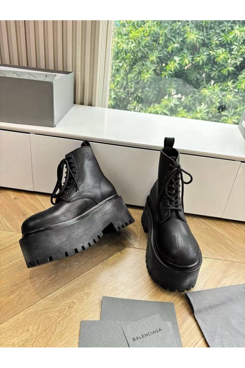 Balenciaga Женские кожаные ботинки Strike Platform premium