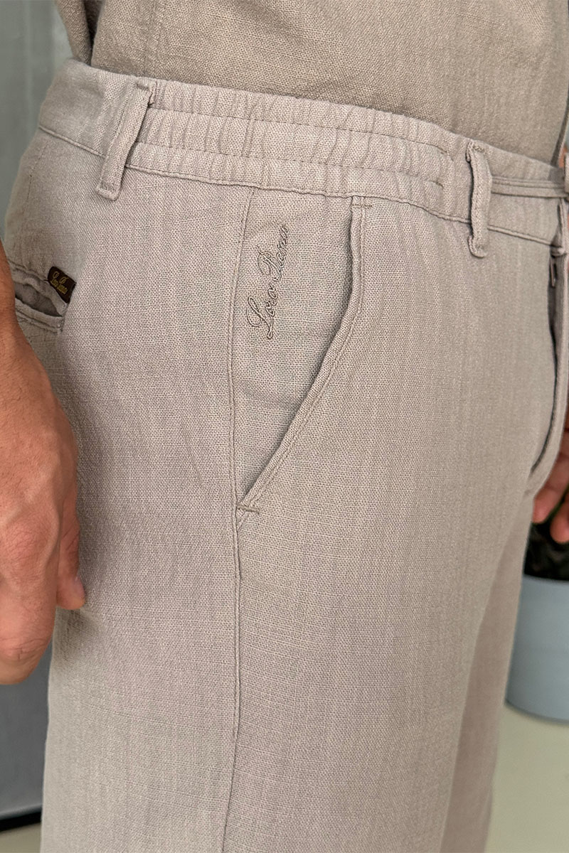 Loro Piana Мужские брюки бежевого цвета