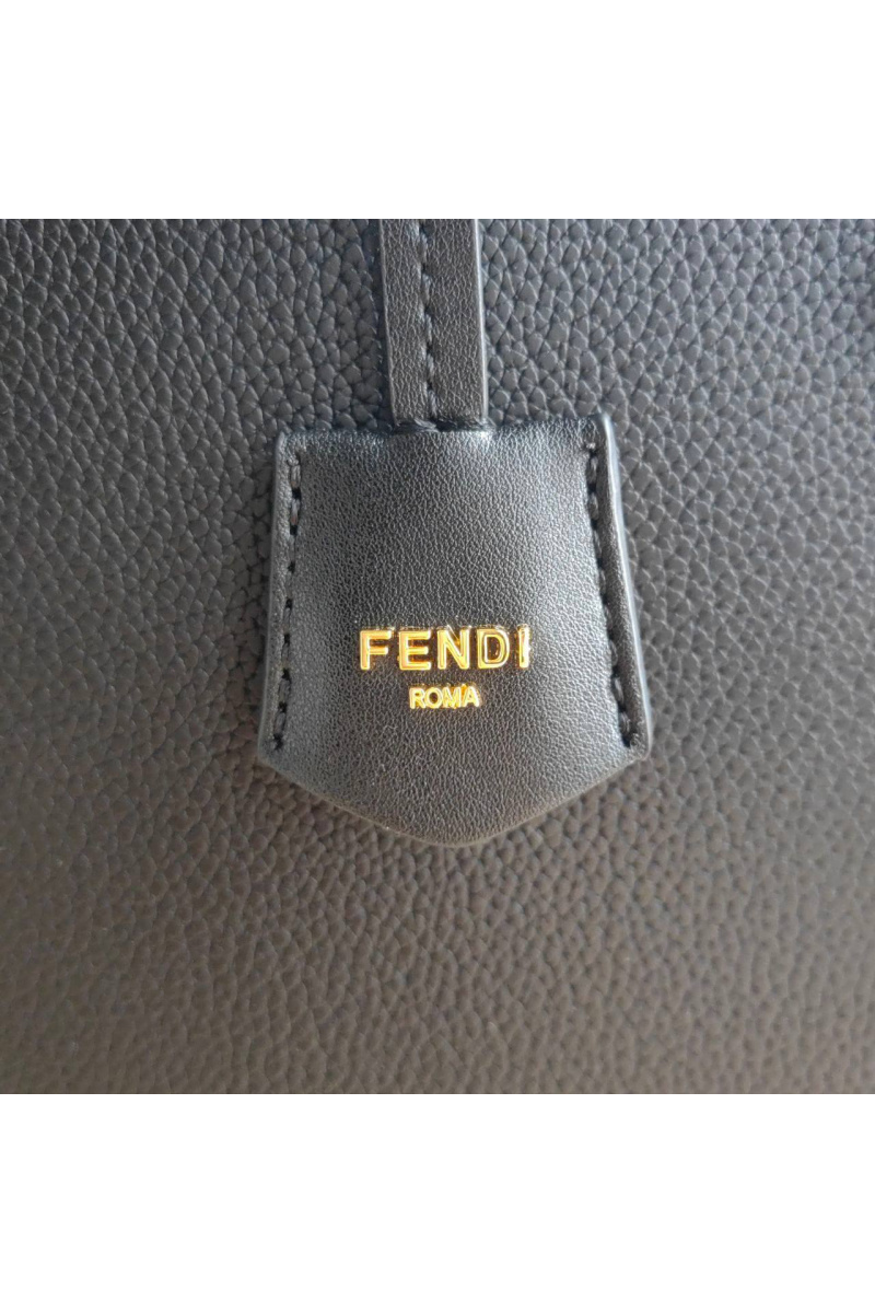 Fendi Кожаная сумка Origami Large 40x27 см