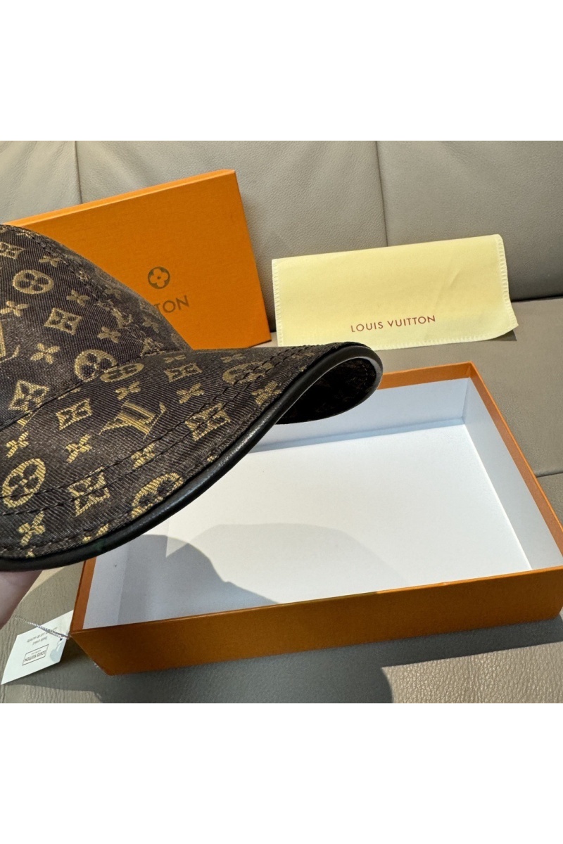 Lоuis Vuittоn Бейсболка Monogram premium