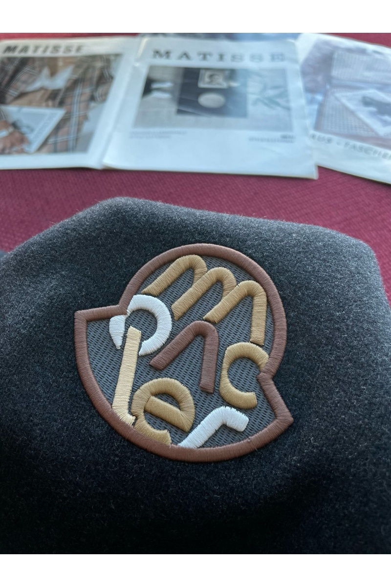 Moncler Мужской свитшот logo-patch - Grey