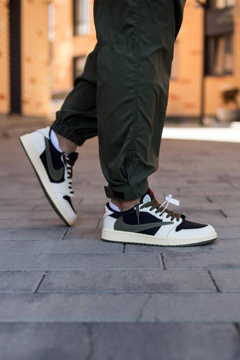 Nike Кроссовки Travis Scott x AJ1 Low OG "Olive" Premium