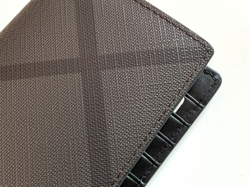 Burberry Кожаный бумажник Premium 19x10x2.5 см