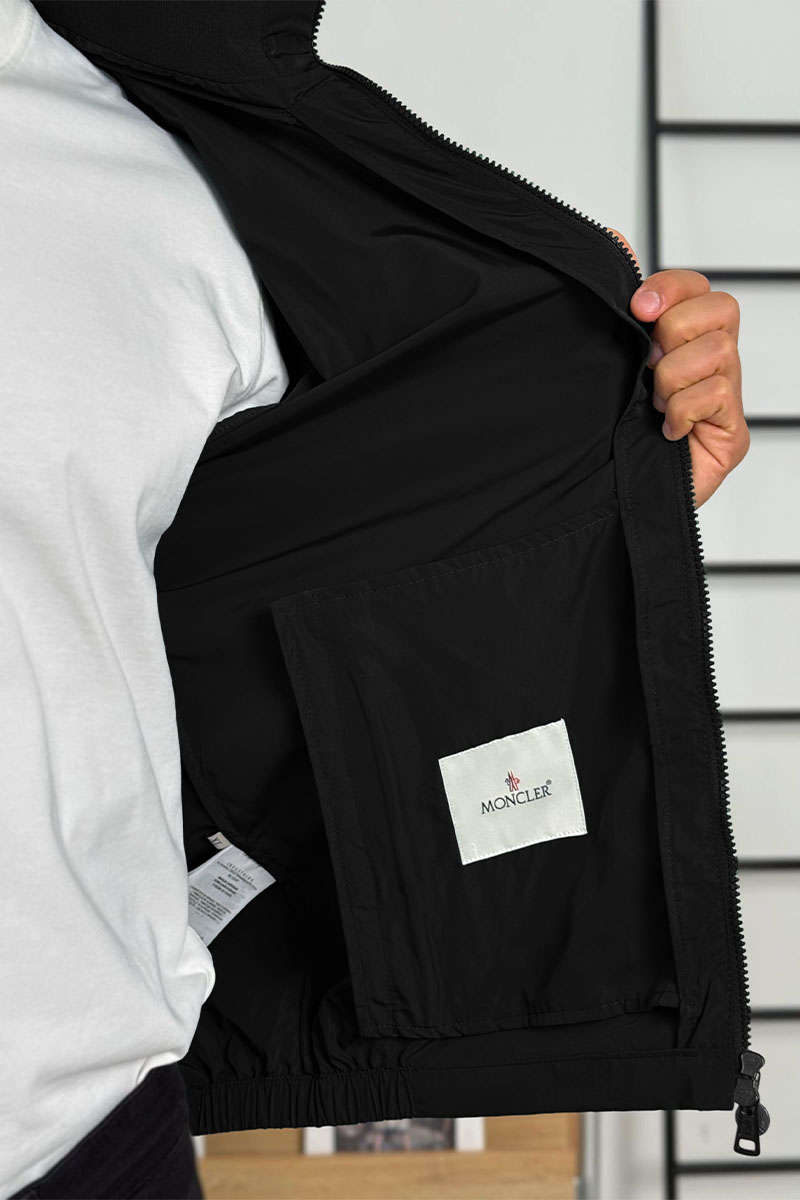 Moncler Мужская чёрная ветровка Fetuque