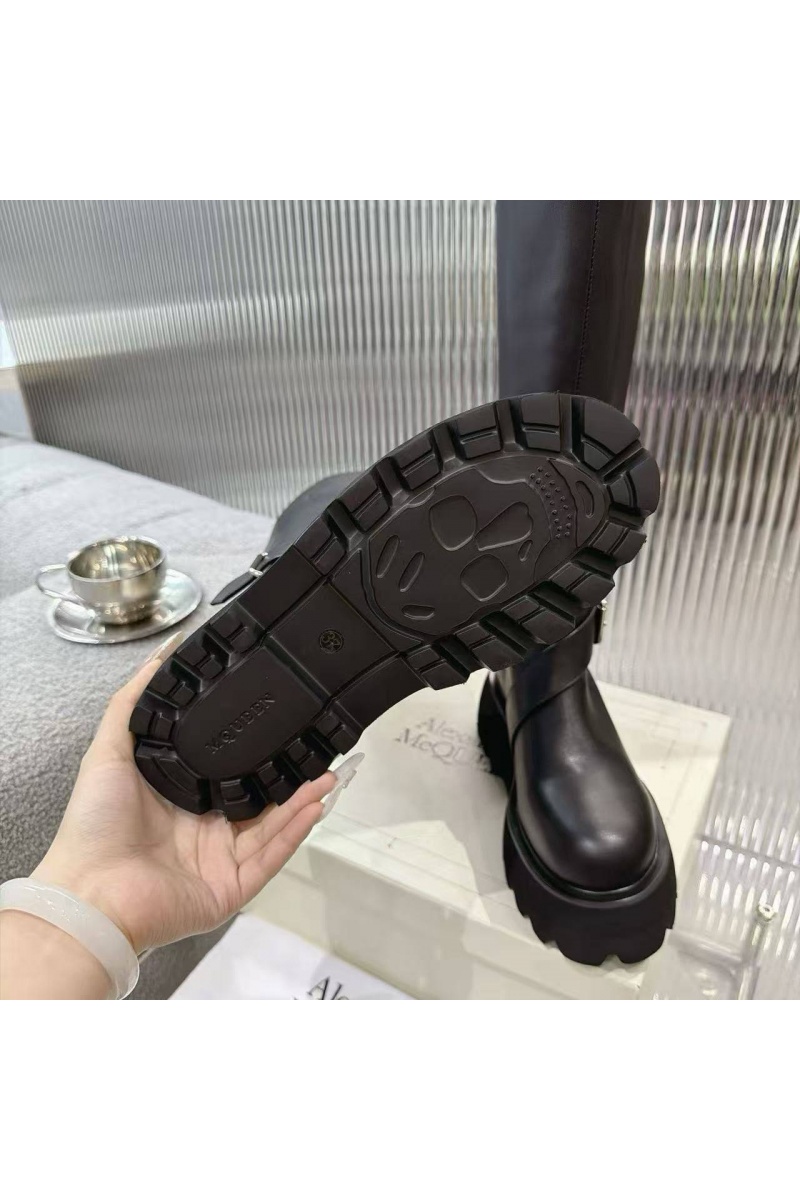Alexander McQueen Женские кожаные сапоги 