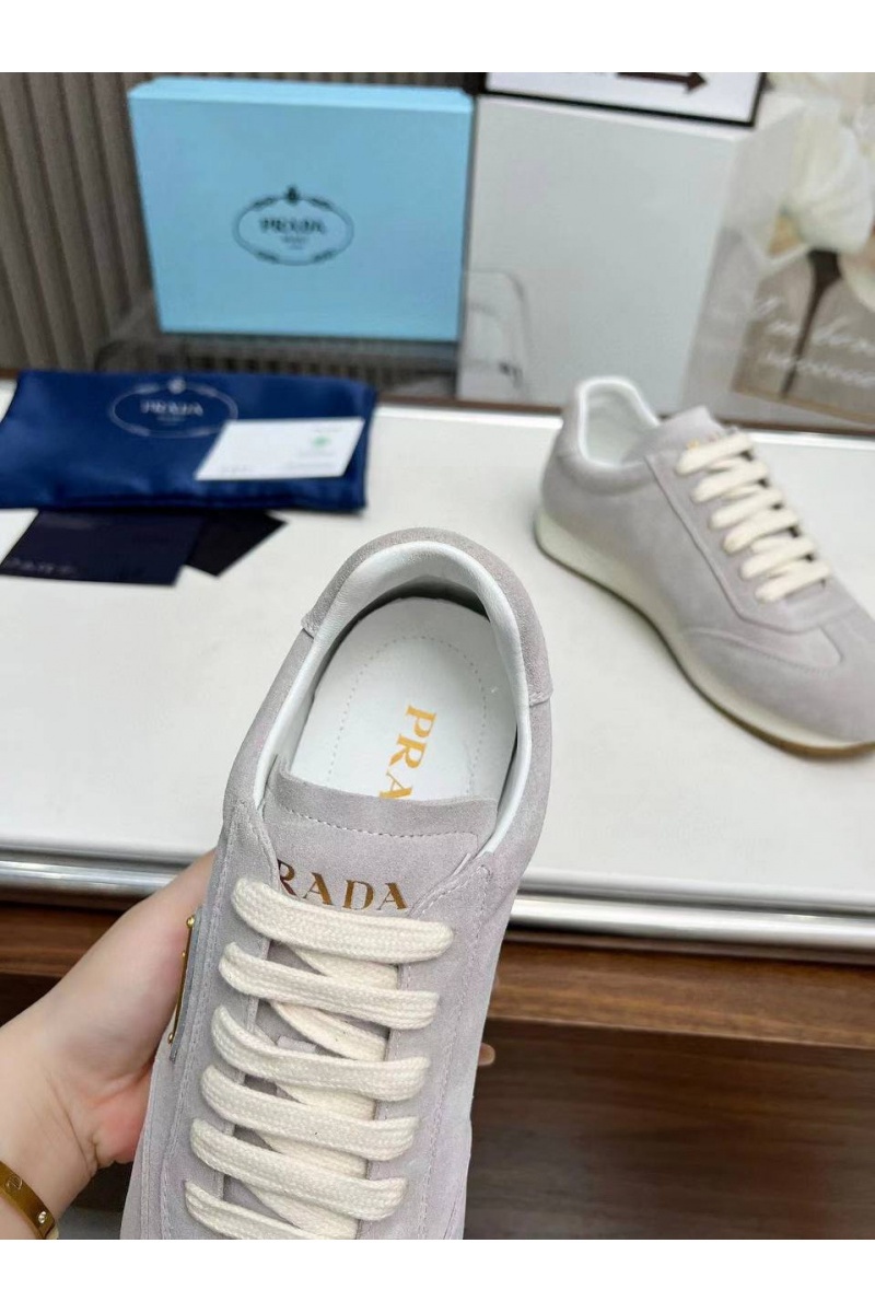 Prada Женские замшевые кроссовки Premium - Grey