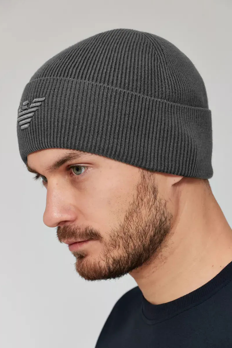 Emporio Armani EA7 Шапка серого цвета 