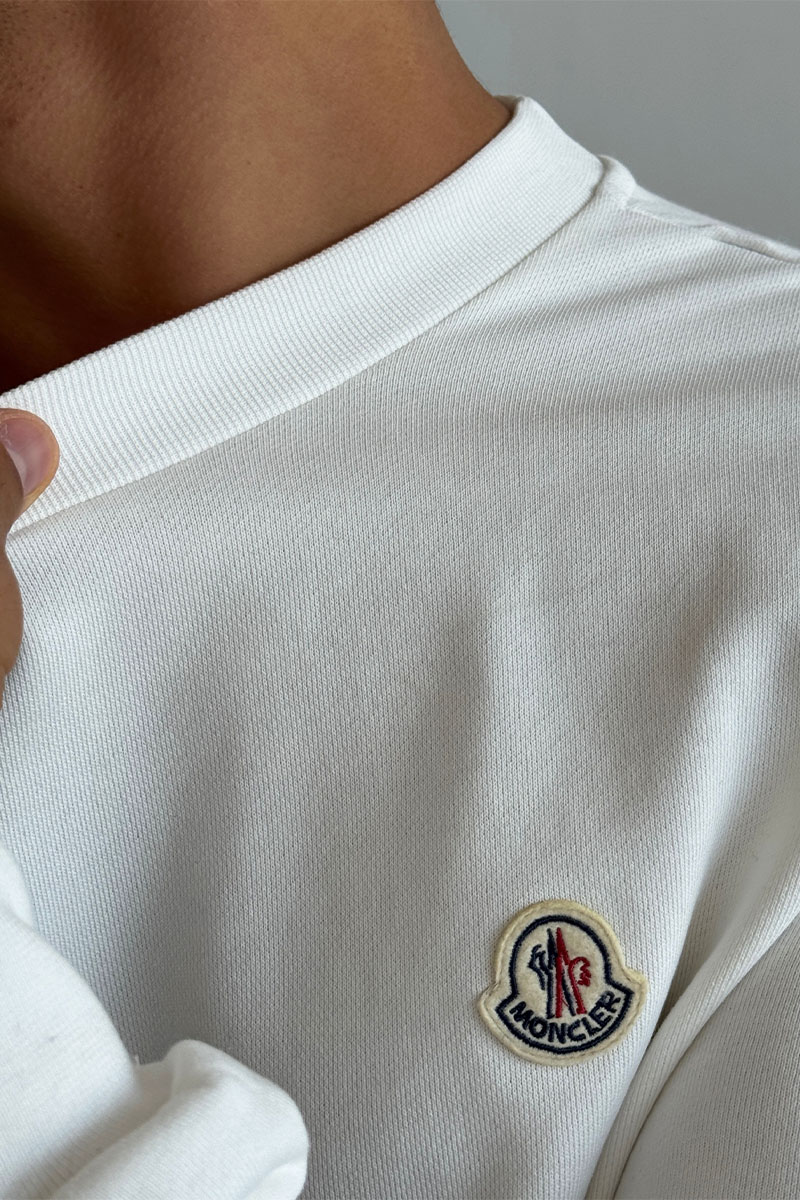 Moncler Свитшот белого цвета logo-patch