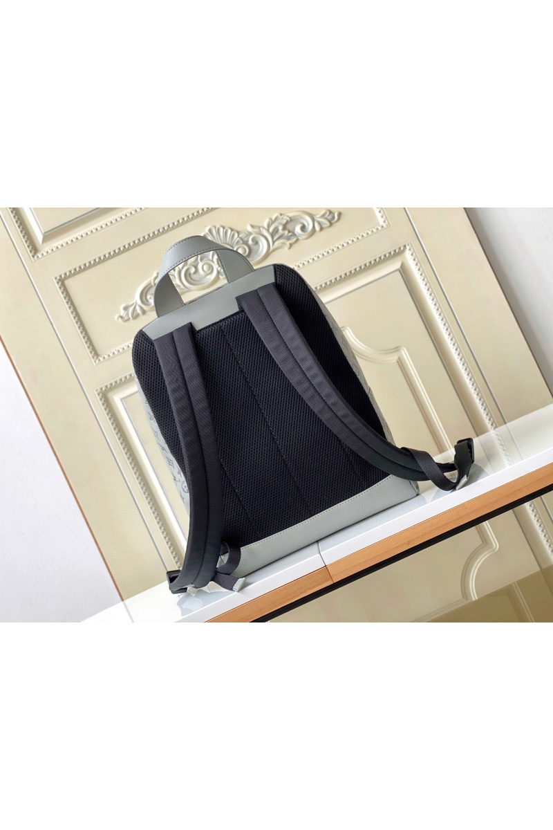 Lоuis Vuittоn Кожаный рюкзак Racer Shadow Premium 33x41x18 см