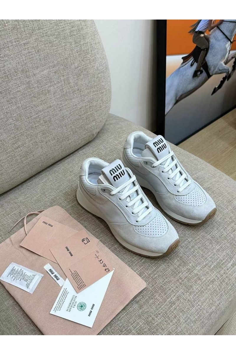 MIU MIU Женские кроссовки Premium - Grey