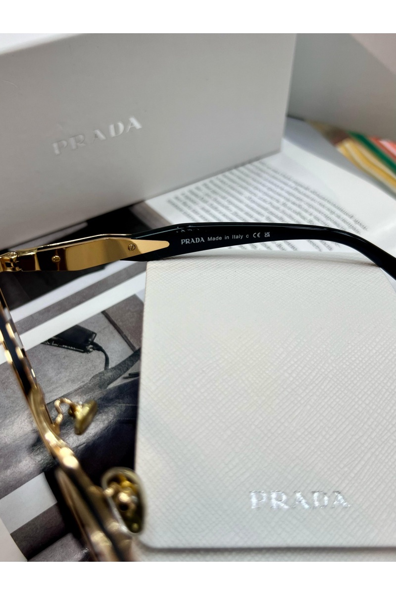 Prada Солнцезащитные очки Loden Lenses