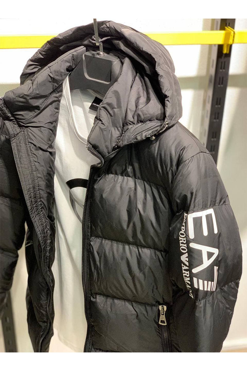 EA7 Emporio Armani Чёрная утеплённая куртка