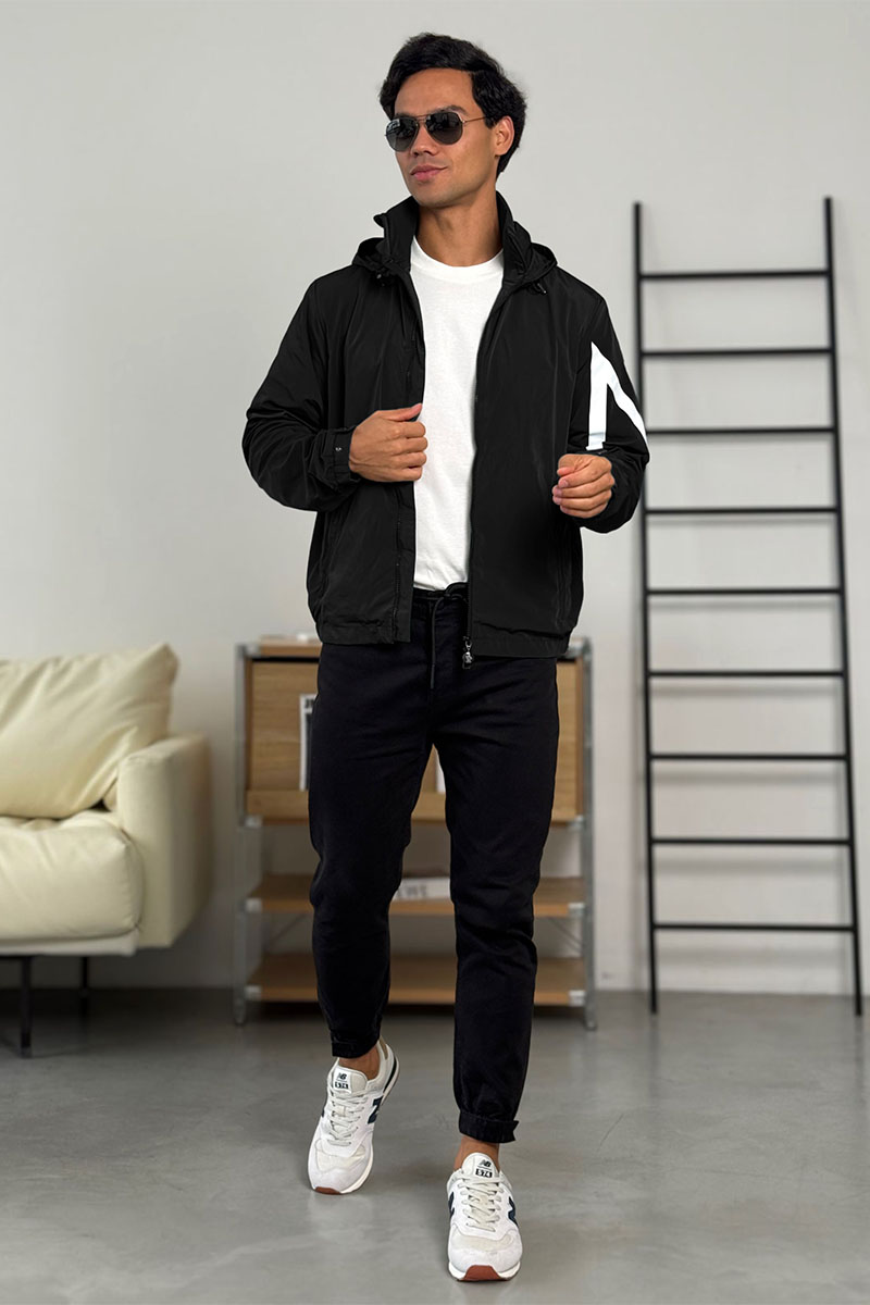 Moncler Мужская чёрная ветровка Fetuque