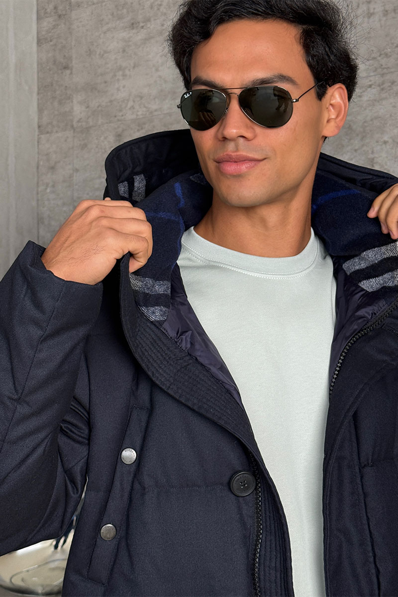 Burberry Мужской тёмно-синий пуховик logo-patch 