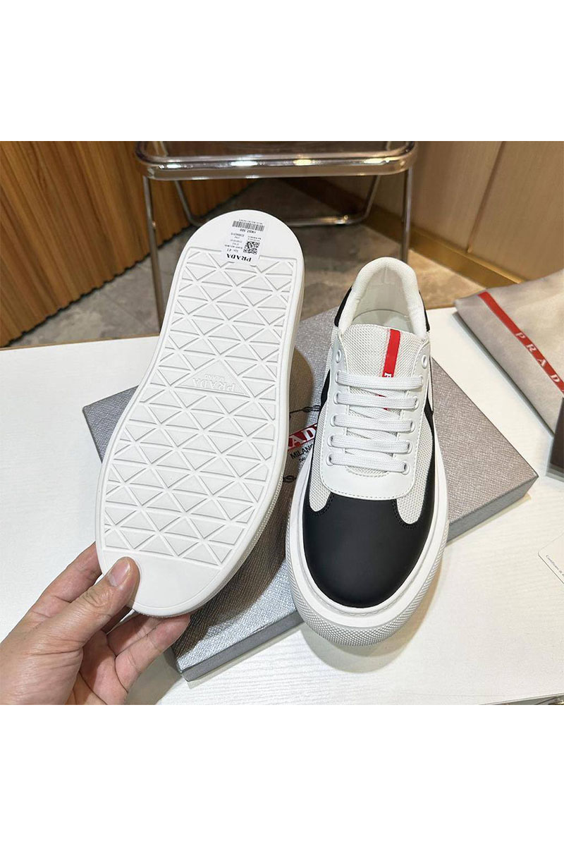 Prada Комбинированные кроссовки logo-stripe - Black / White
