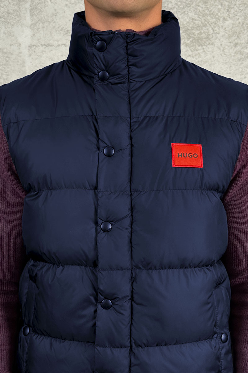 Hugо Воss Мужской жилет тёмно-синего цвета 
