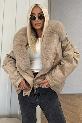 Женская утеплённая дубленка с натуральным мехом