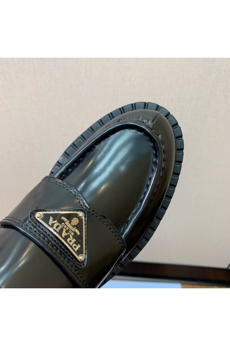 Prada Женские кожаные лоферы premium