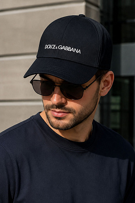 Бейсболка чёрного цвета logo-embroidered