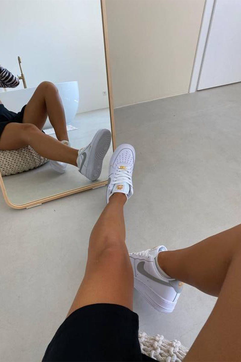 Nike Кроссовки AF1 Mini Swoosh - Grey / Gold