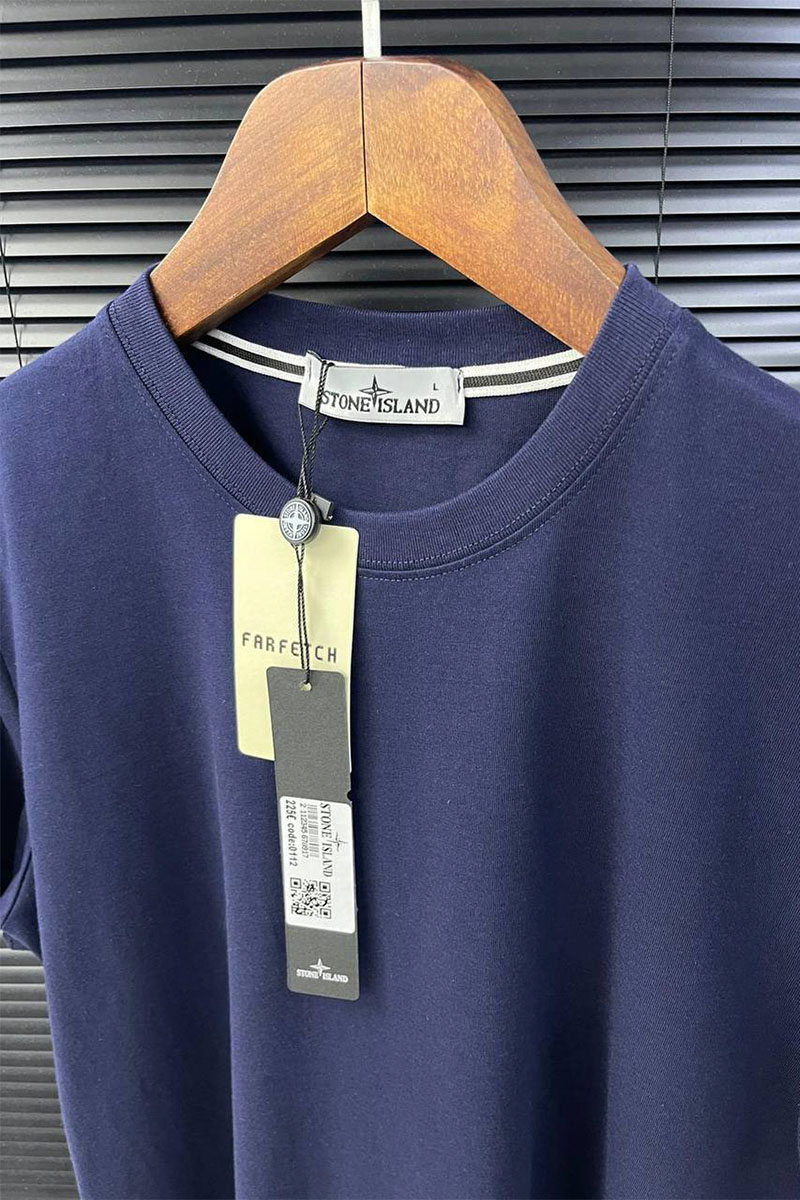 Stone Island Белая мужская футболка с патчем на плече