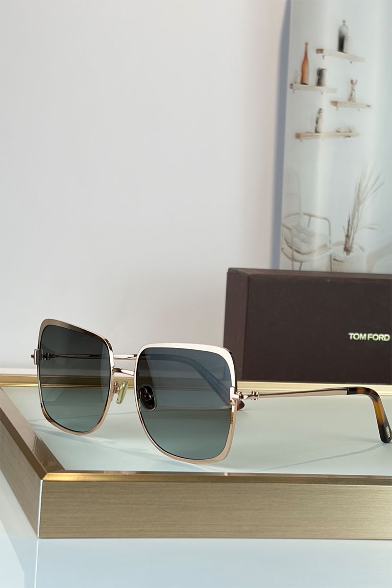 Tom Ford Солнцезащитные очки Tara