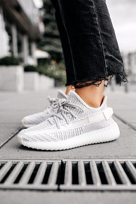 Кроссовки Yeezy Boost 350 V2 "Static"
