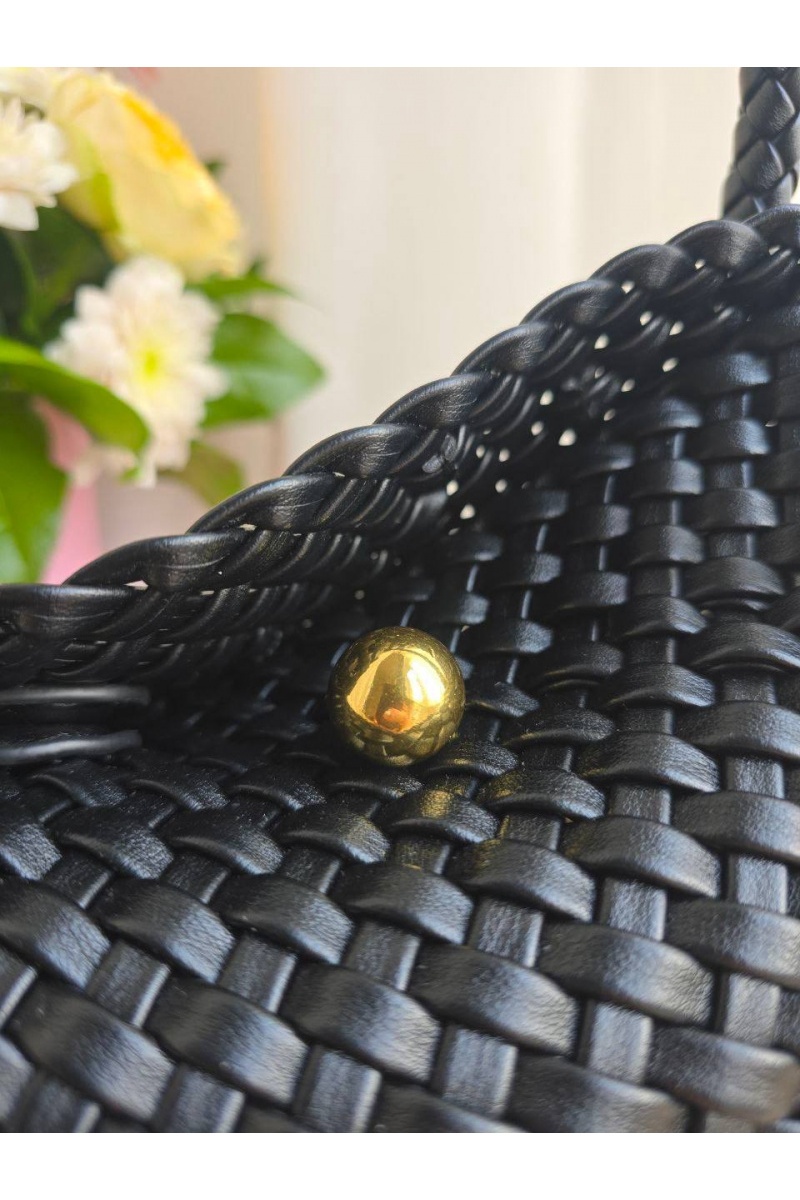 Bottega Veneta Кожаная сумка intrecciato 30x14 см