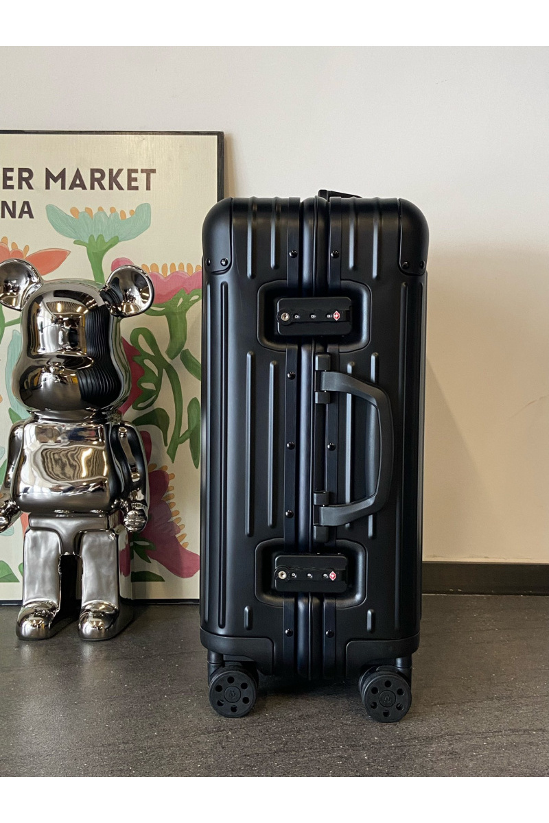 Rimowa Чемодан Aluminum S Premium 54x36x23 см