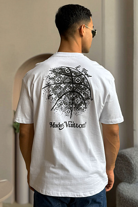 Мужская оверсайз футболка белого цвета