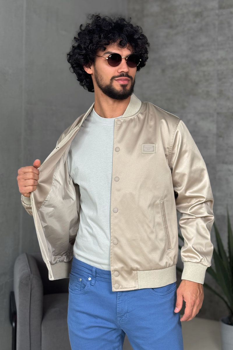 Dоlсе & Gаbbаnа Мужской бежевый бомбер logo-plaque 